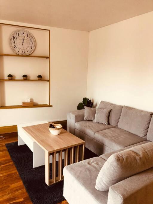 Spacieux Et Elegant Appartement Idealement Situe. Chamouilley Kültér fotó
